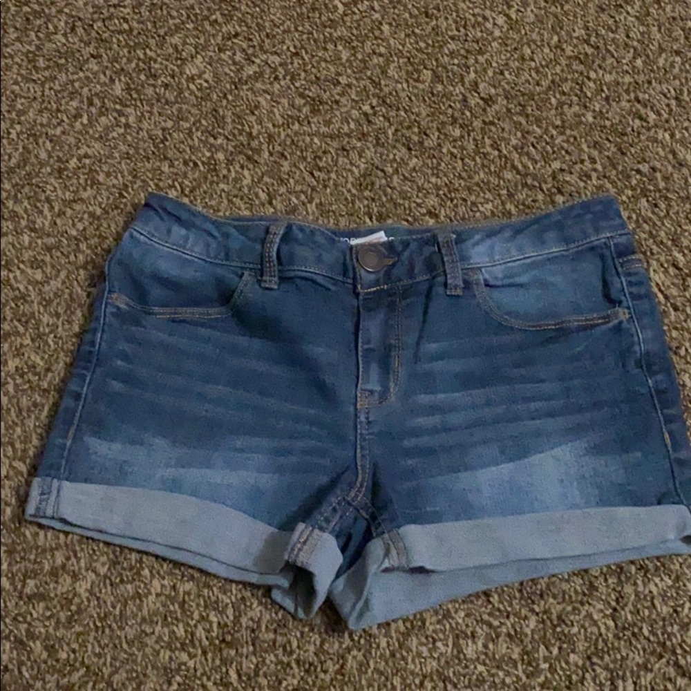 Girl shorts